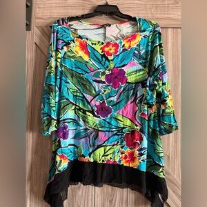Cupio Vibrant Floral Blouse with Black Accents